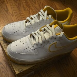 Nike White and Yellow Sneakers
